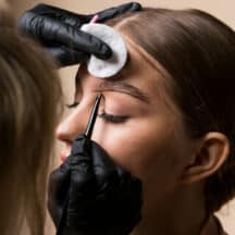 Eyelash and Eyebrow Tinting