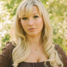 Brigitte Mcnamara - Hair Stylist & Hair Colorist